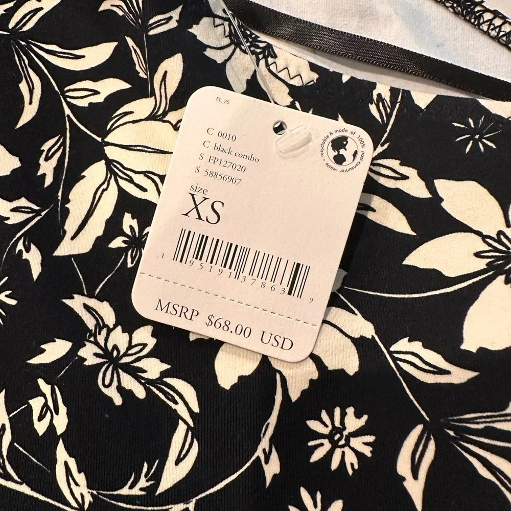 NWT Free People Floral One Shoulder Puff Sleeve Black & White Bodysuit (Size XS) - Picture 8 of 9